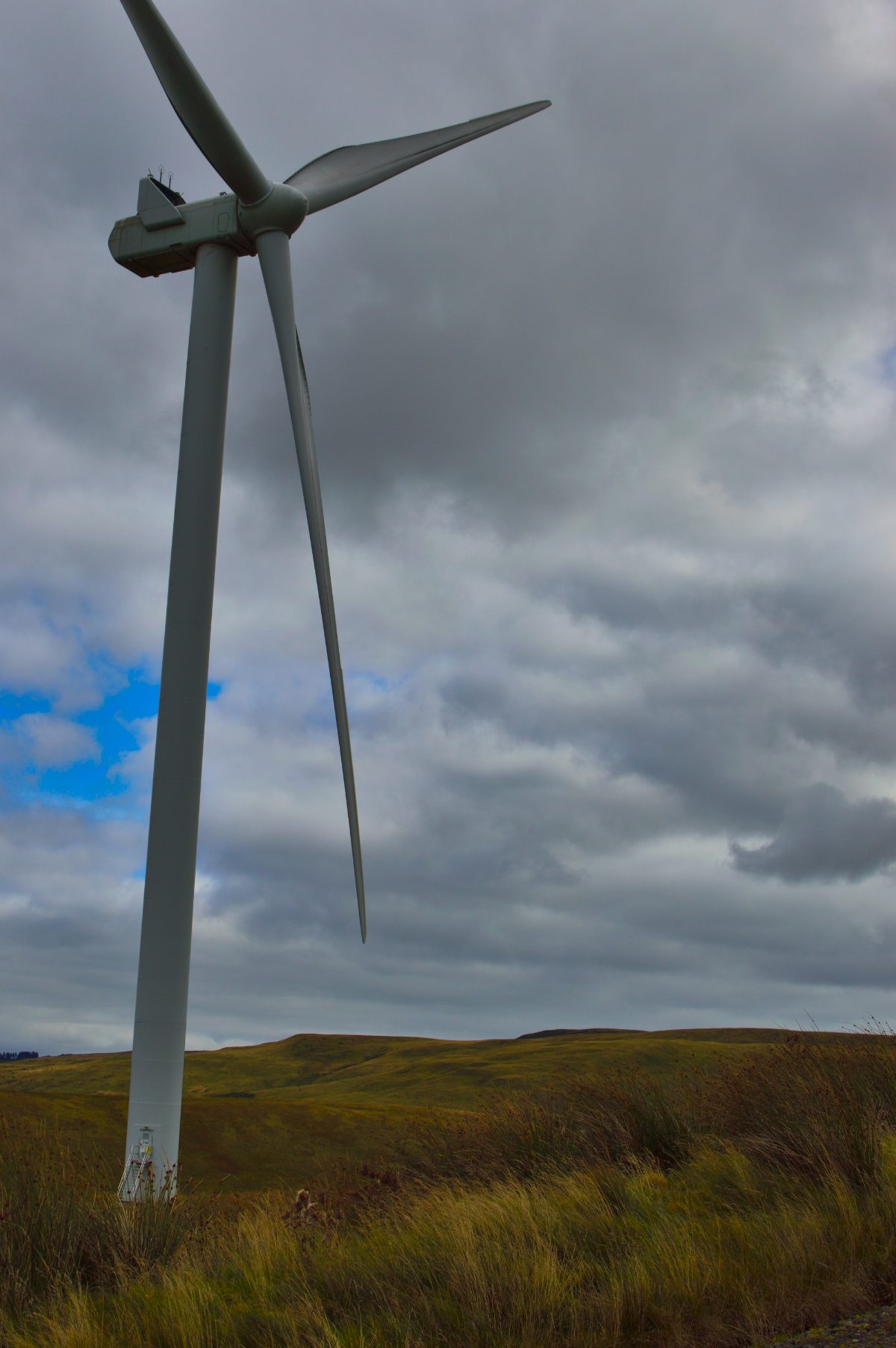 Wind turbine, viewed from below
